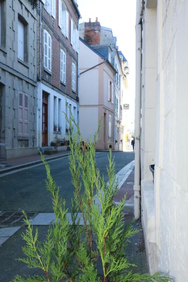 Charmante Maison De Pecheur A Trouville Экстерьер фото